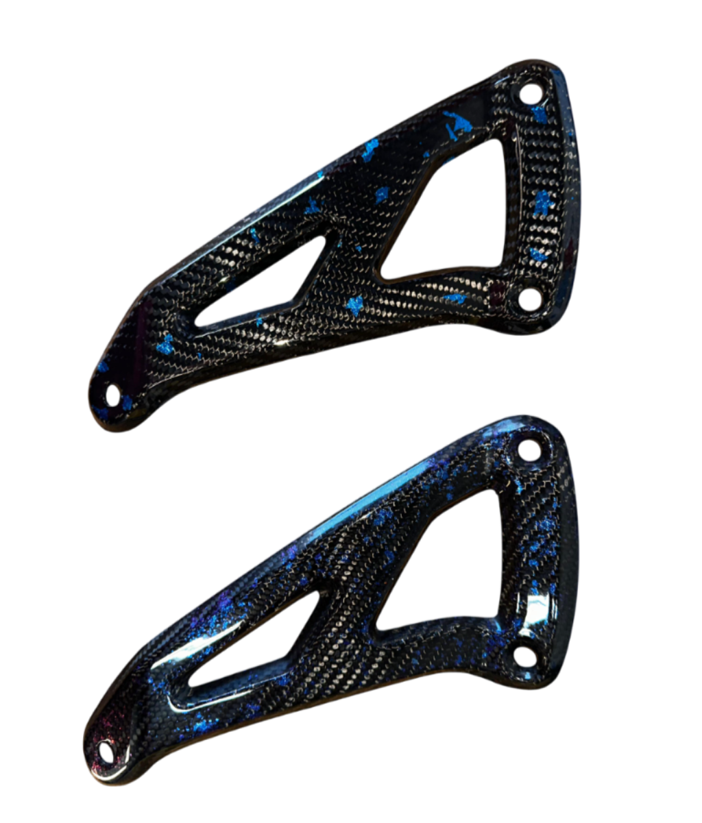 Suzuki gsxr1000 2017+ twill exhaust bracket - Plain or with color flakes